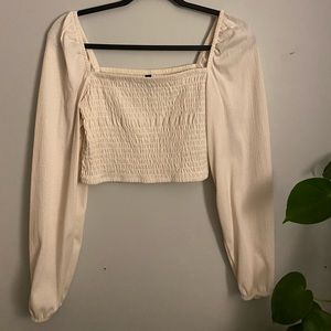 Very pretty long-sleeve blouse from H&M.